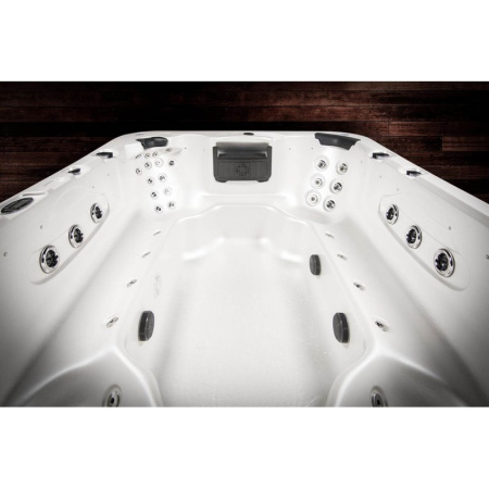 Гидромассажный спа бассейн Vortex Spas Titanium TOP